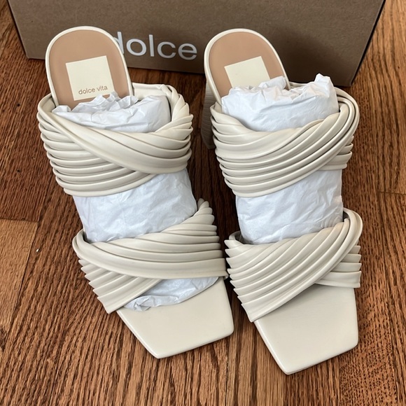 Dolce Vita Shoes - NWT Dolce Vita Pilton Ivory Stella Heel